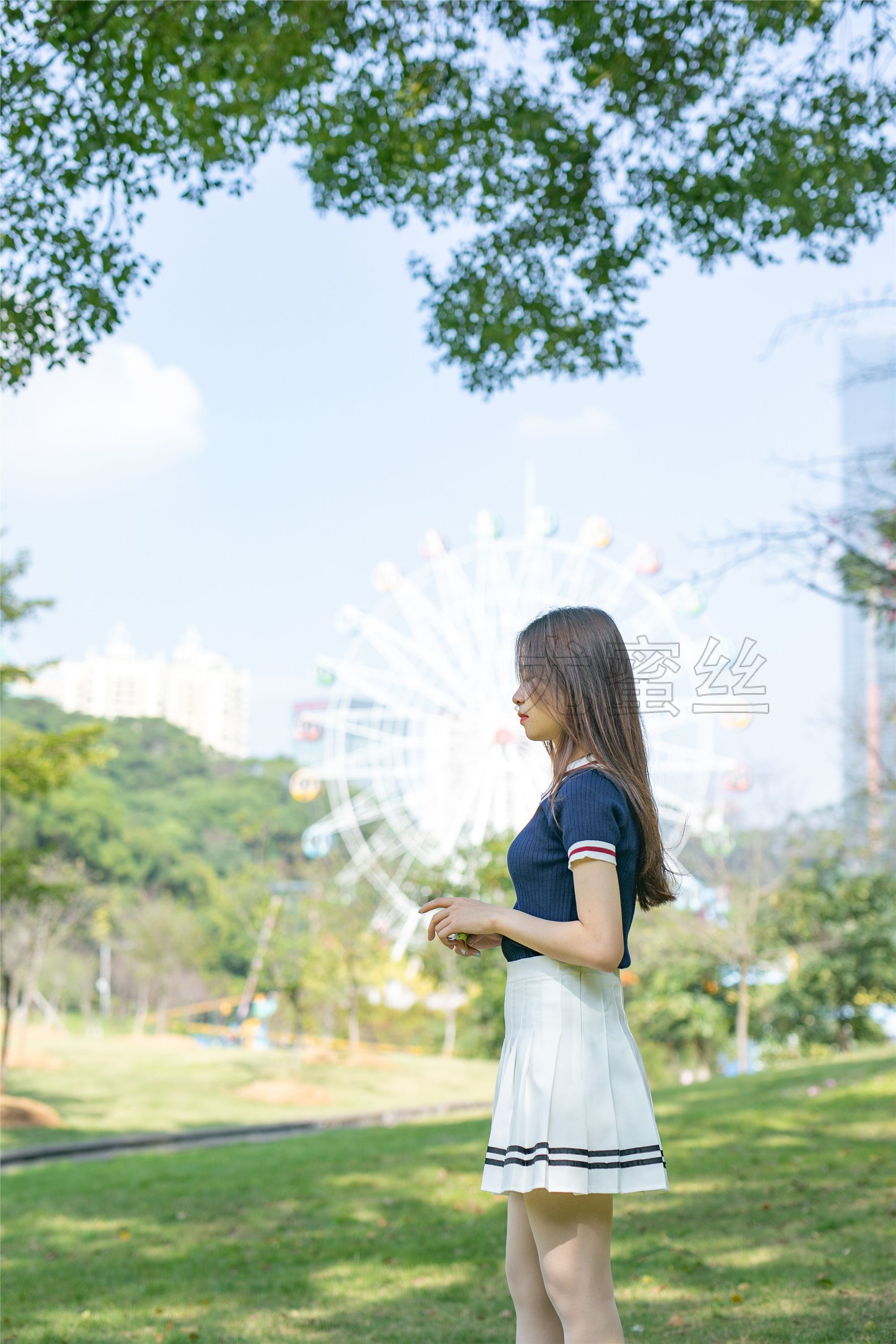 尤蜜丝 穿搭写真 NO.035